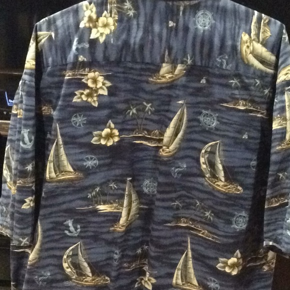 Vintage Pierre Cardin XLT Hawaiian Shirt - Picture 3 of 4